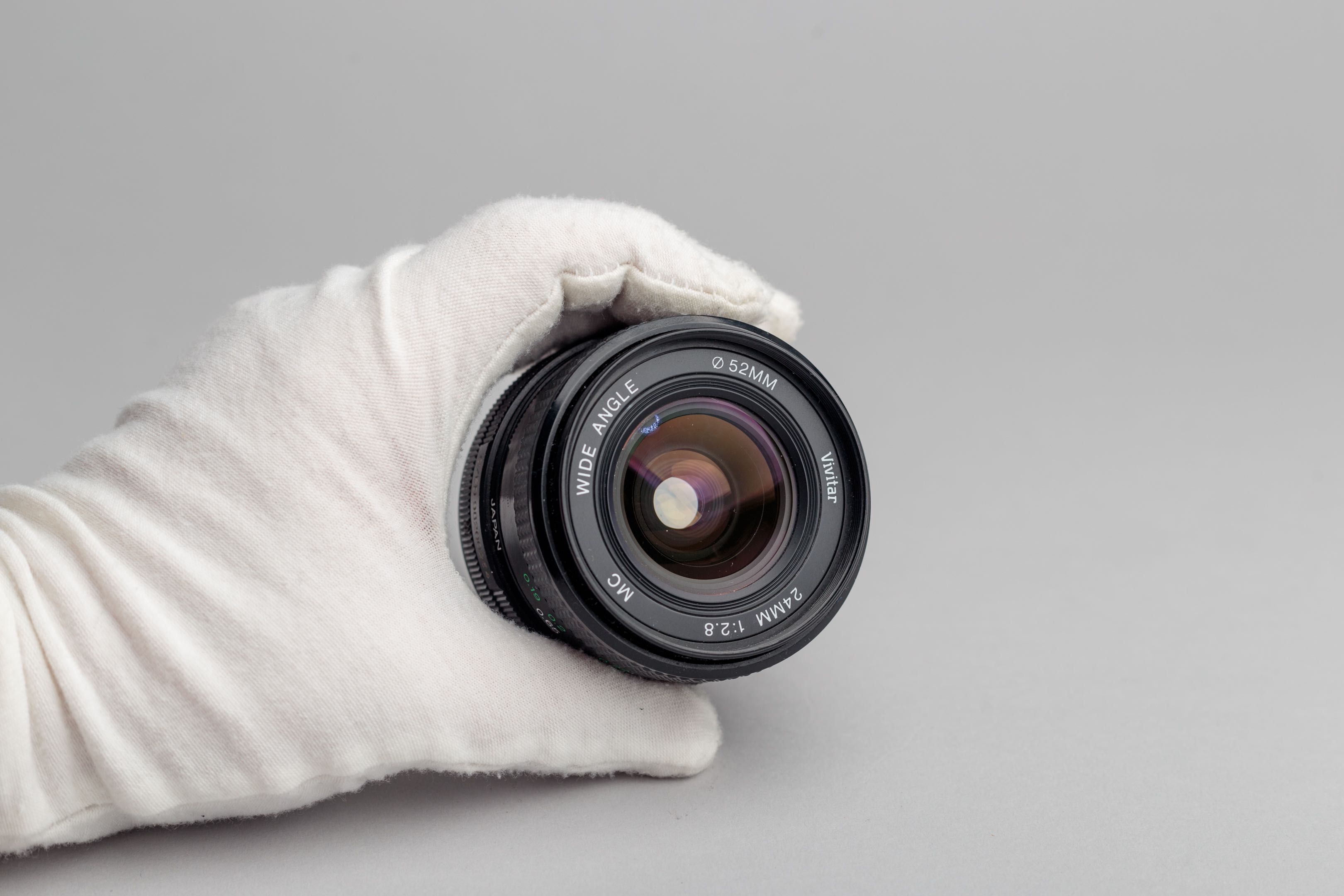 Objetiva Vivitar 24mm f/2.8 MC para Canon FD