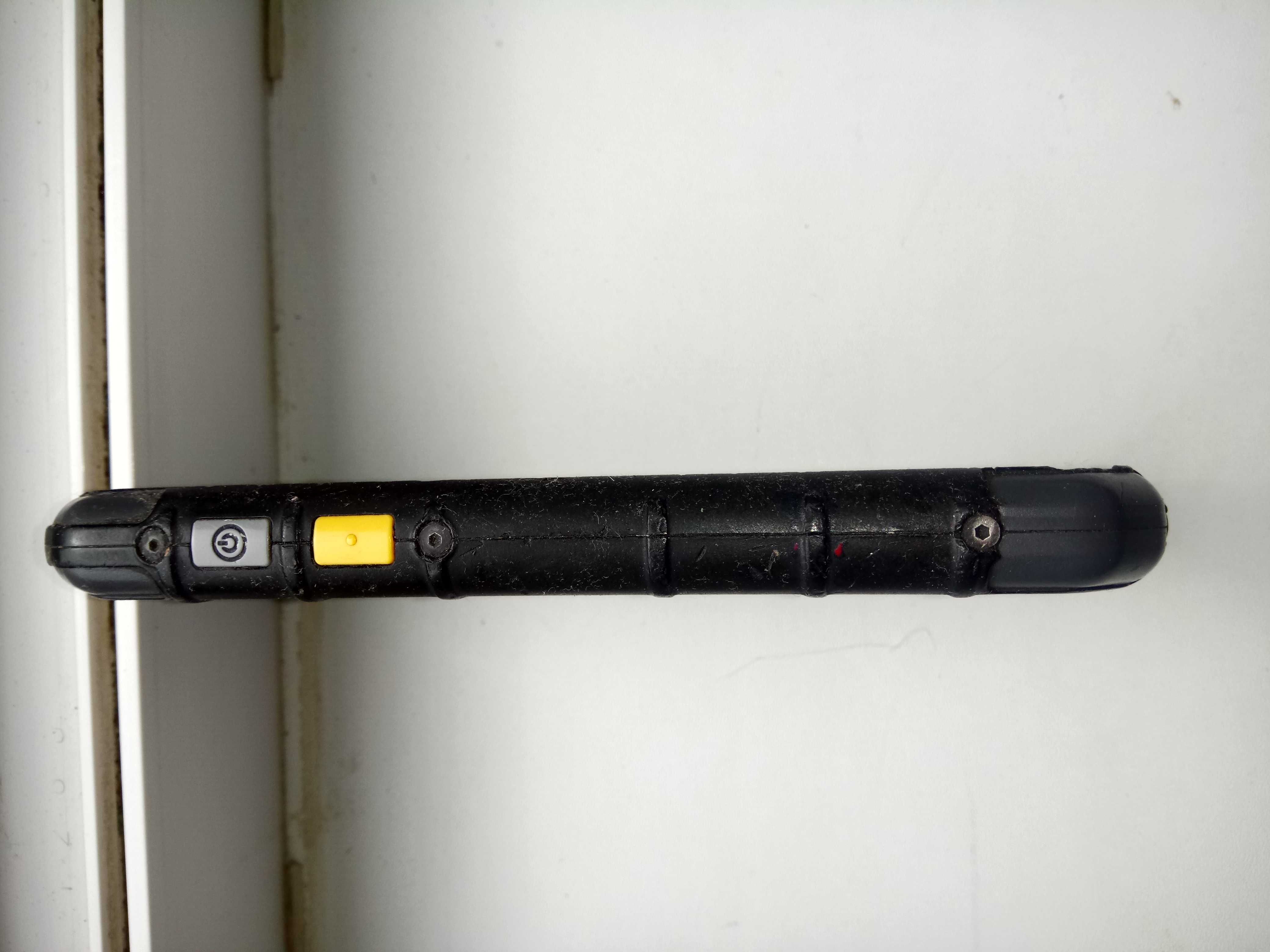 s Продам смартфон Cat s 30