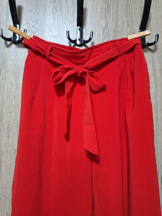 Spodnie kuloty czerwone rozmiar 34(xs)