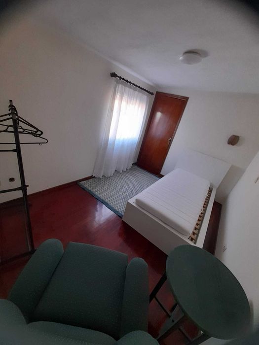 Quartos individuais para arrendamento a estudantes