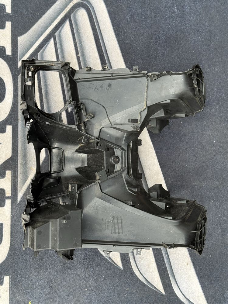 Kokpit wypelnienie honda forza 125 lub 350 rok 18-24
