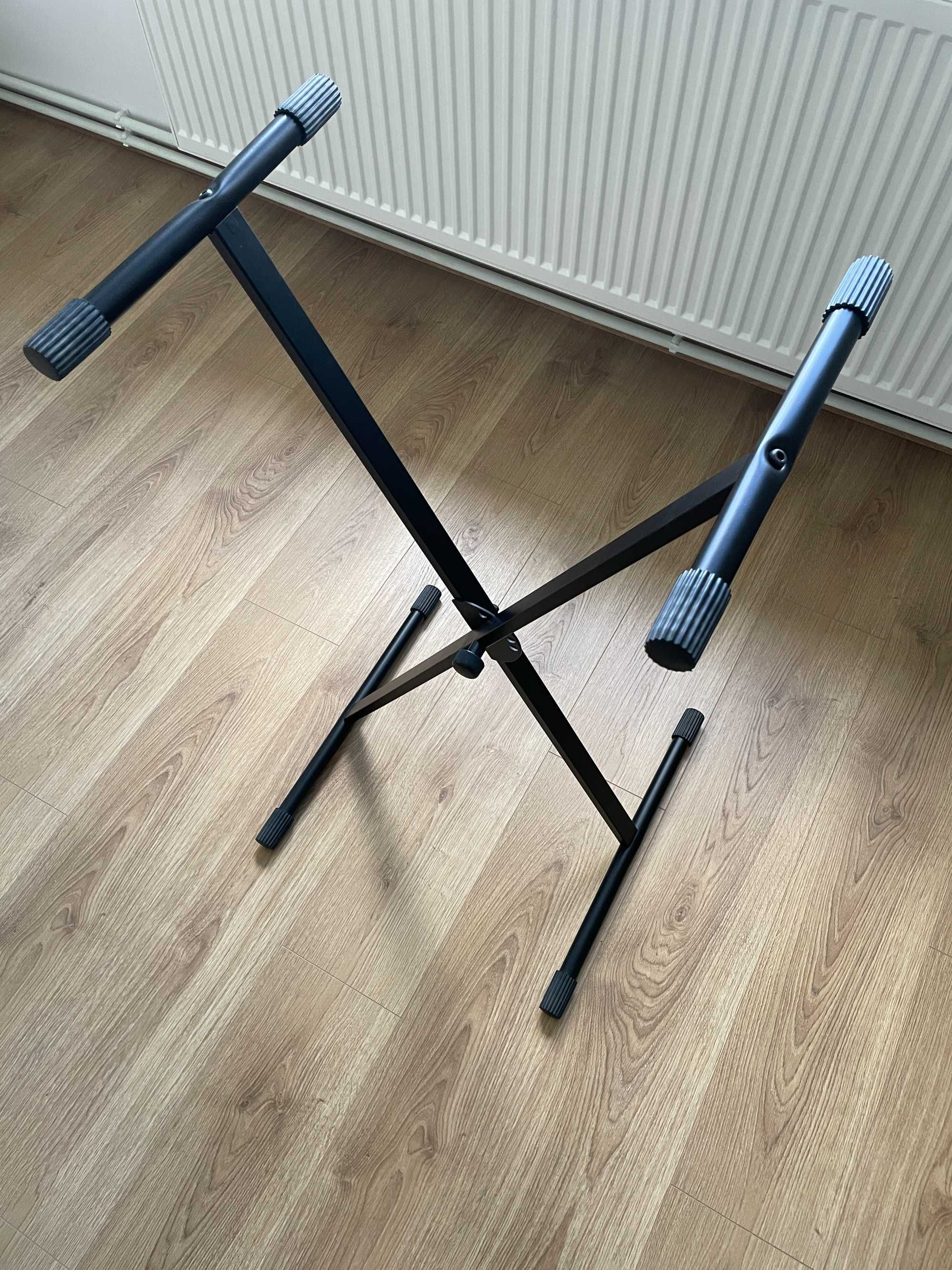 Akai MAX 49 klawiatura sterująca MIDI + stand gratis