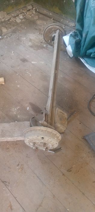 Балка вісь на легковий прицеп