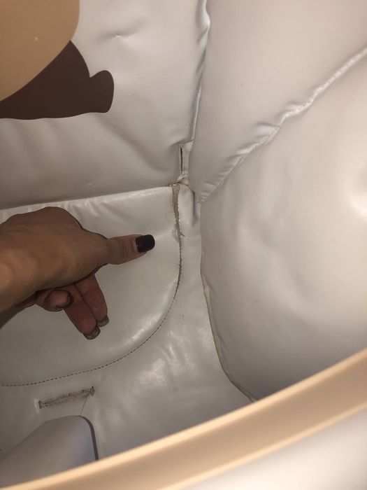 Дитячий столик для годування