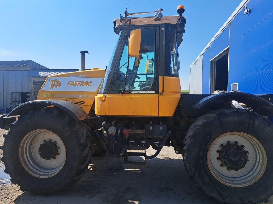 Jcb fastrac 185.