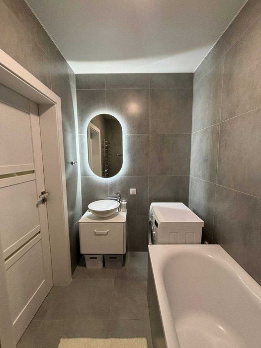 Продам 2-кімнатну з ремонтом у ЖК Park Residence