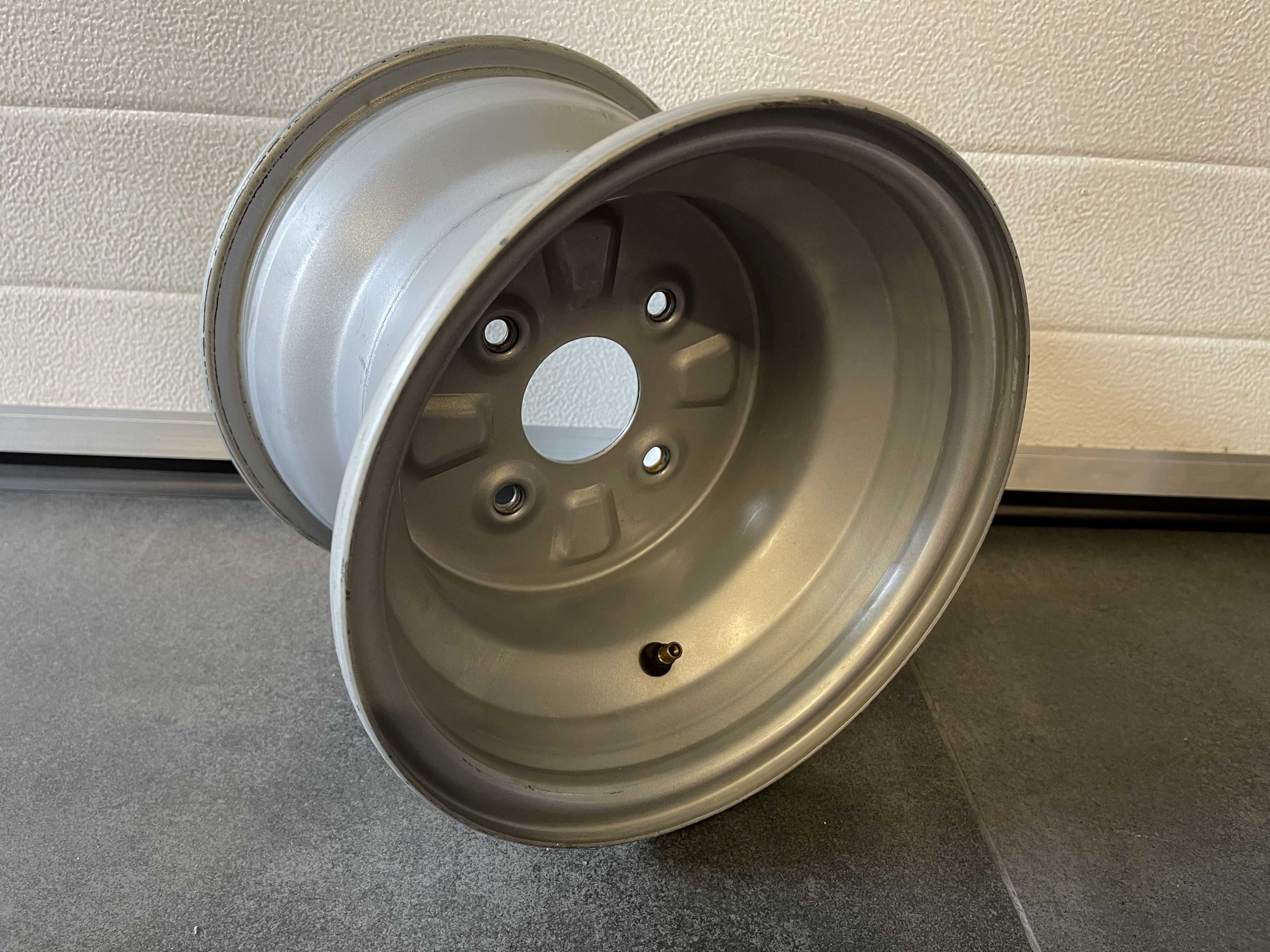 Felga Quad 10 x 8 / 4 x 110 Yamaha Honda Can-Am Polaris Kawasaki