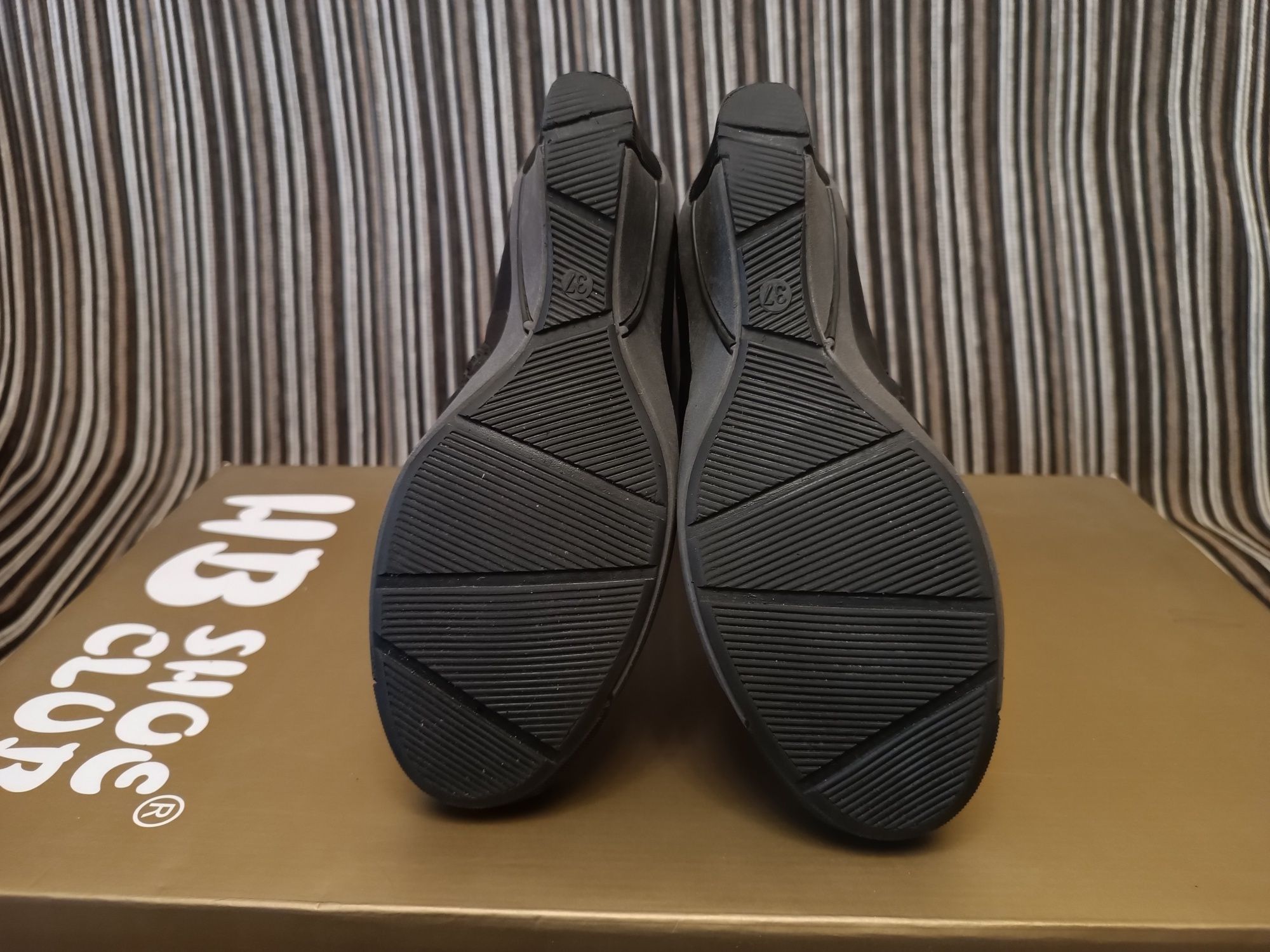 Сапоги кожаные женские HB Shoe Club - 37 размер. Натуральная овчина.