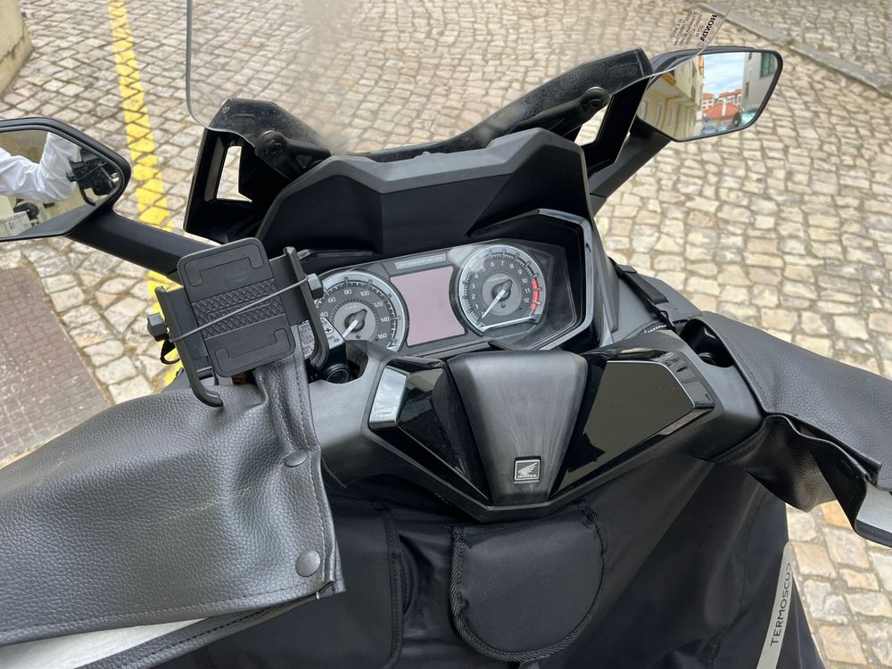 Honda forza 125cm3