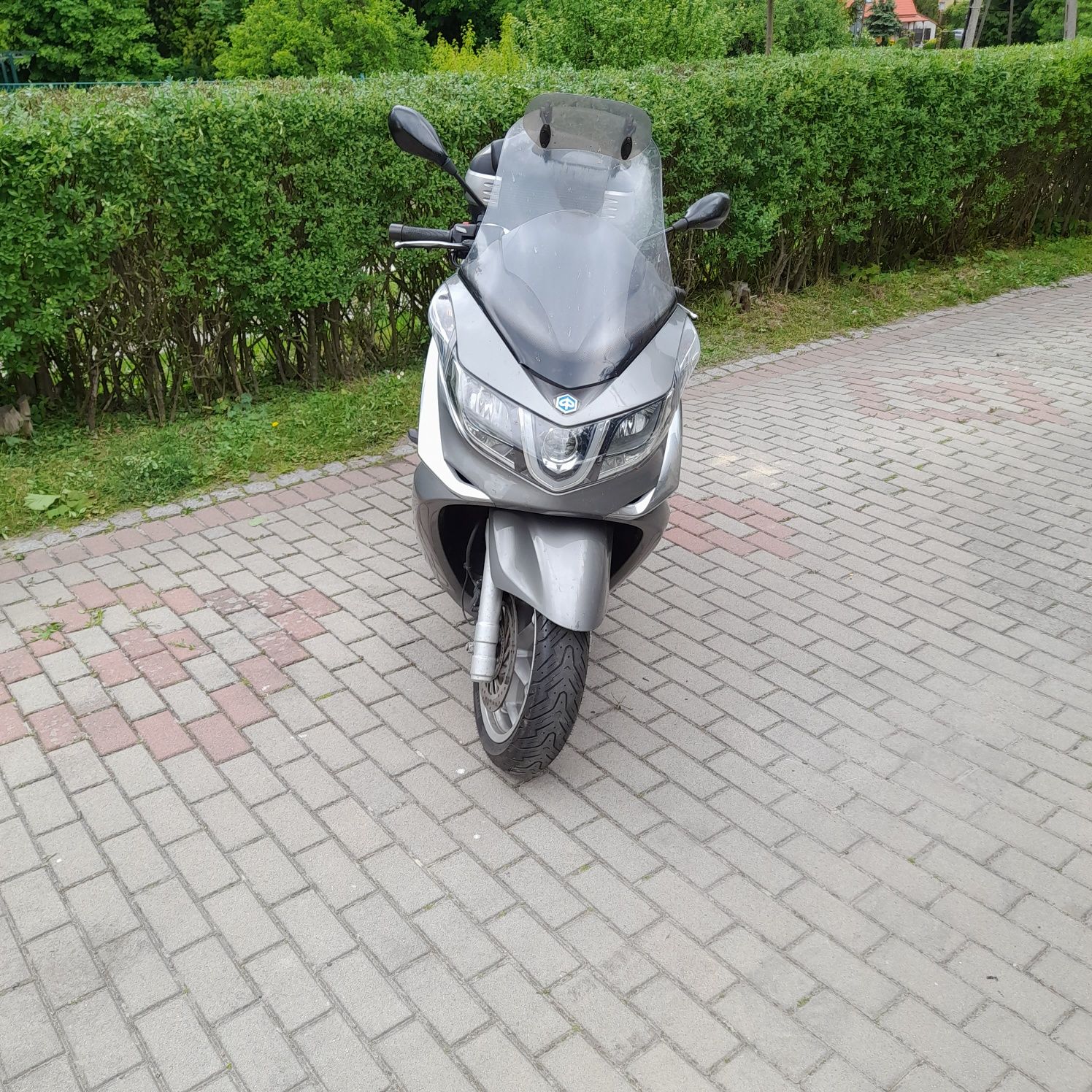 Piaggio  x 10 500