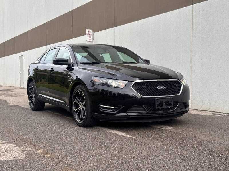 2016 Ford Taurus SHO