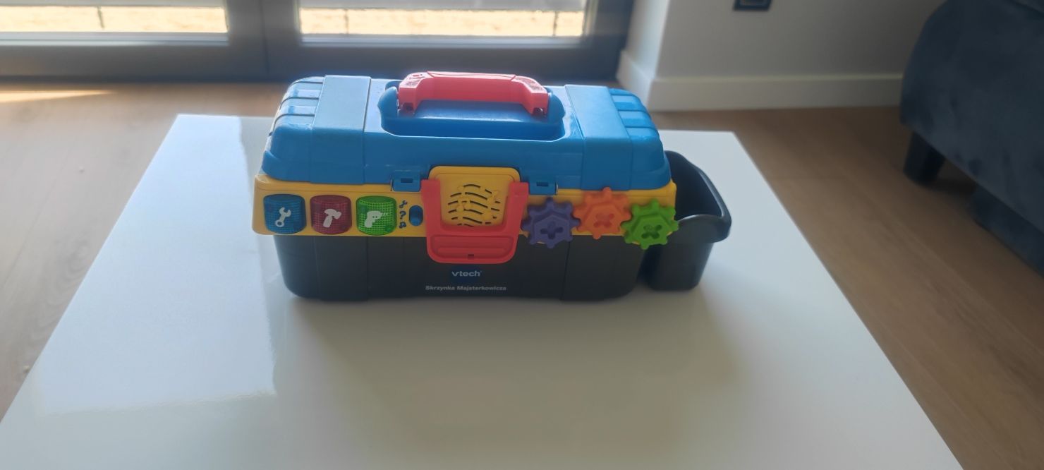 Duży traktor z przyczepą skrzynka majsterkowicza vtech Playmobil 70916