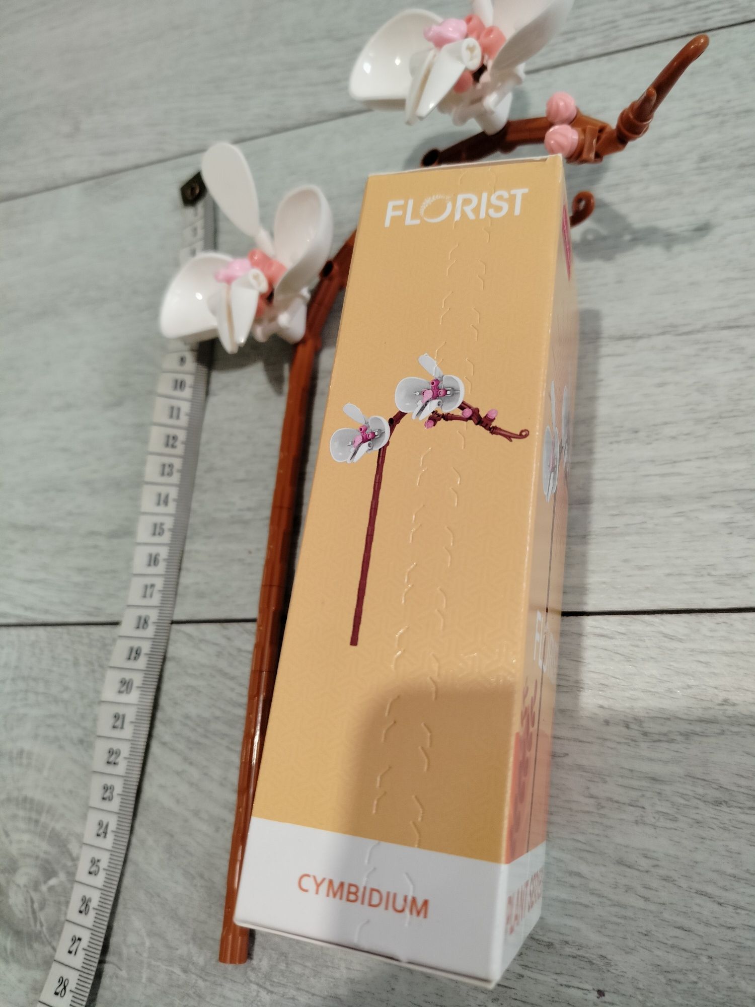 Kwiat z klocków florist