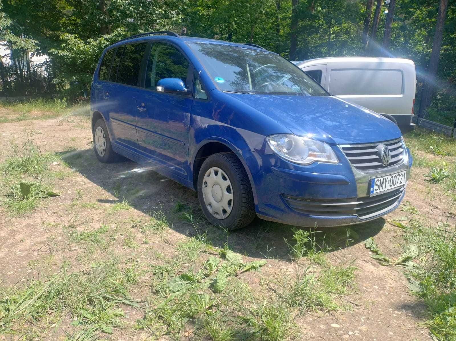 sprzedam VW Touran 2.0 MPI z LPG  7-osob. KREDYT