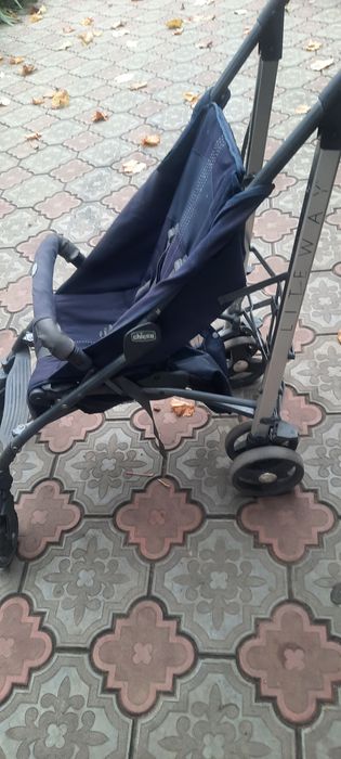 Продаю детскую  пргулочную коляску