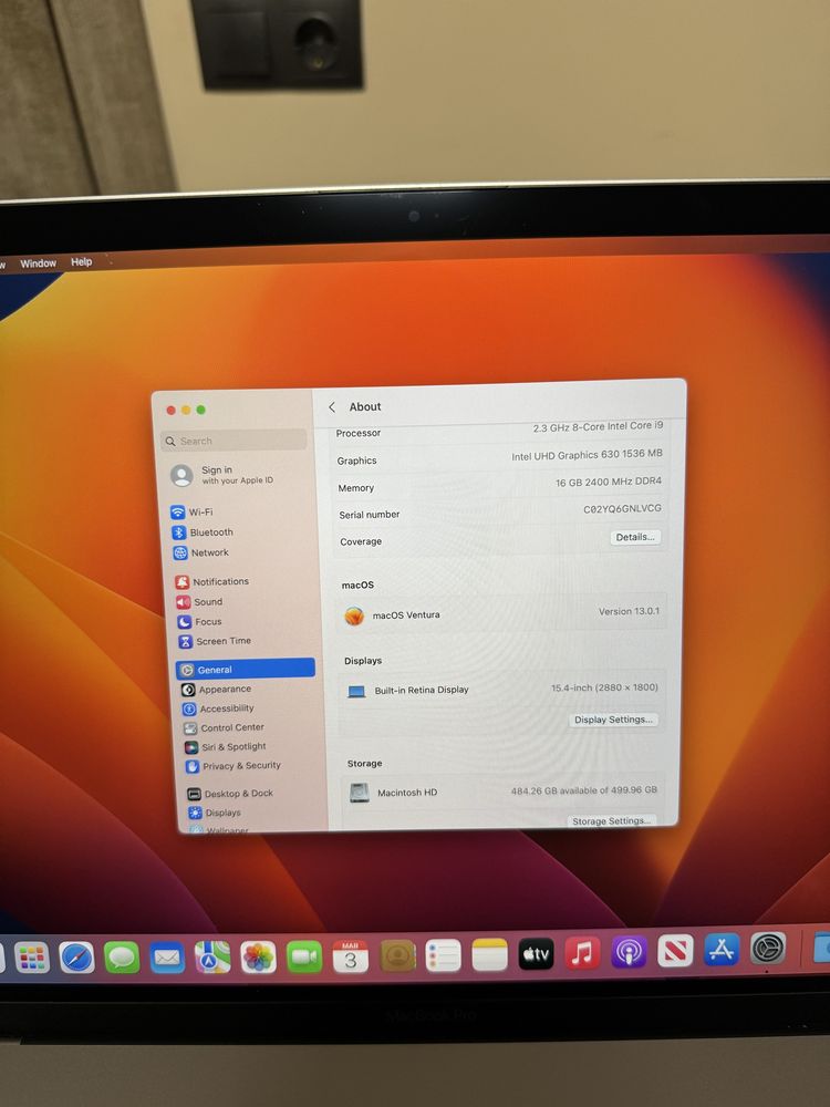 Macbook pro 15 2019 core i9 16/512gb amd pro 560x 4gb