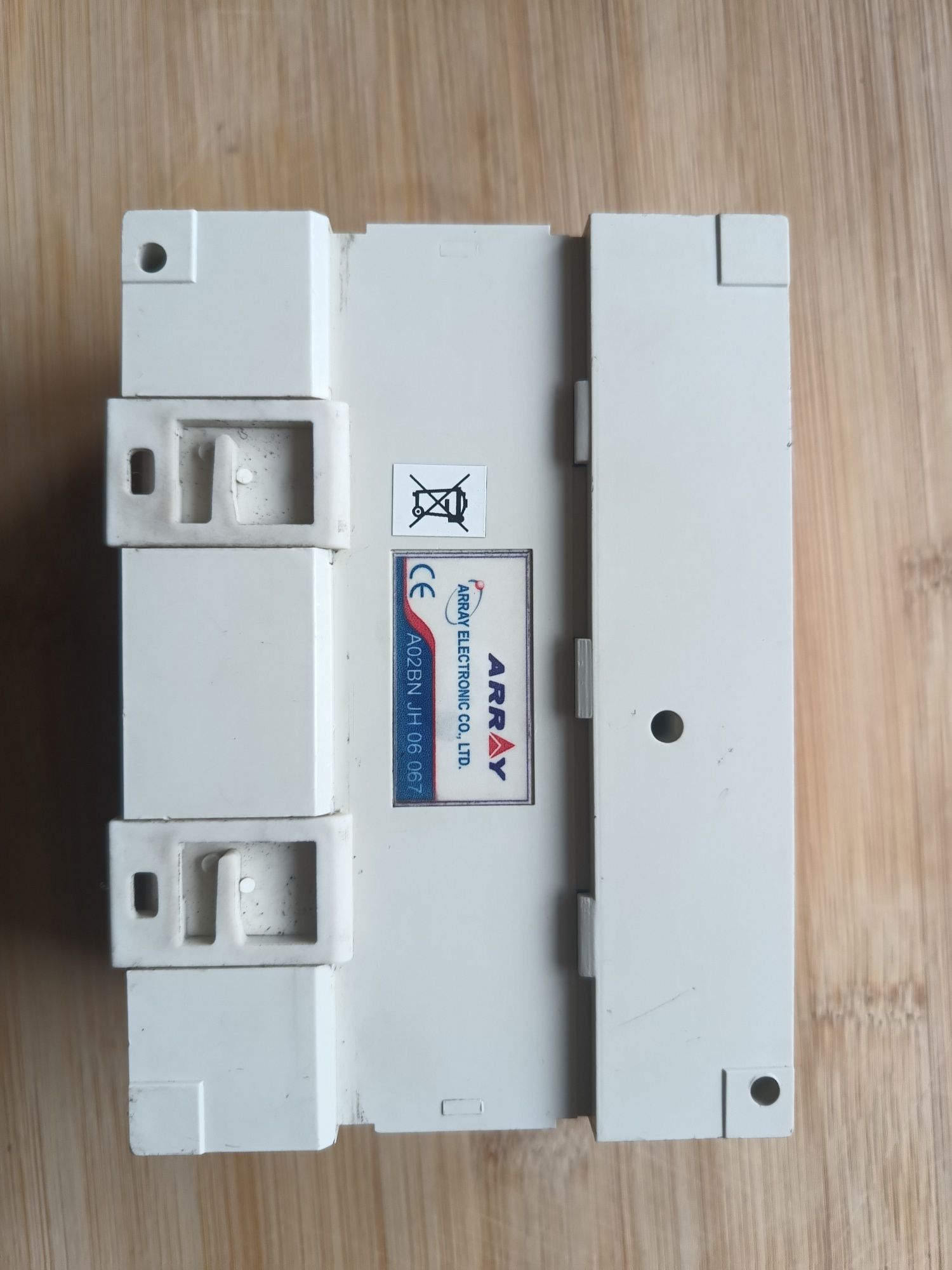 Sterownik  Array AF20MT-D
Model: AF20MT-D