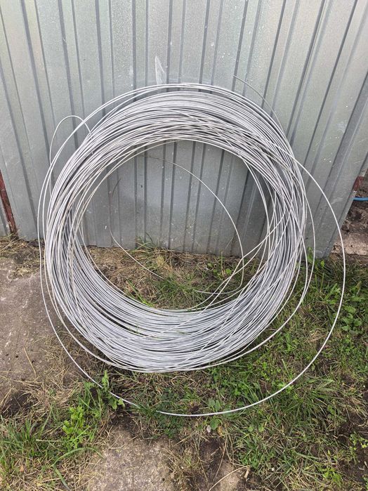 Drut ocynkowany fi 4mm.