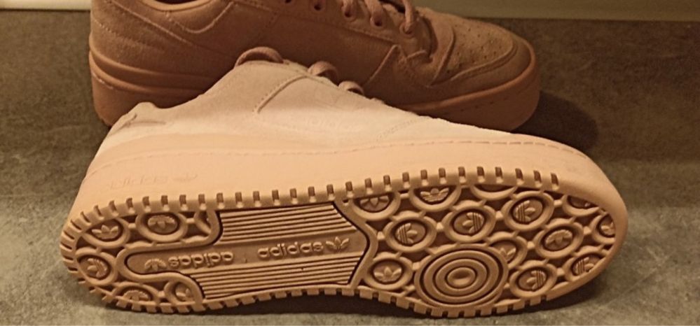 Pudrowy róż adidas forum bold sneakersy 38 2/3