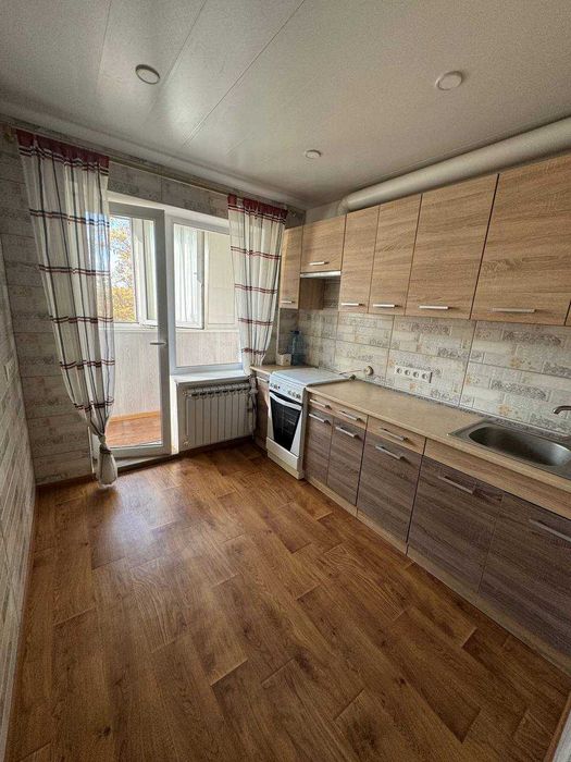 Продам 1 кімн. квартиру на ж/м Ломівський (Фрунзенський) з ремонтом