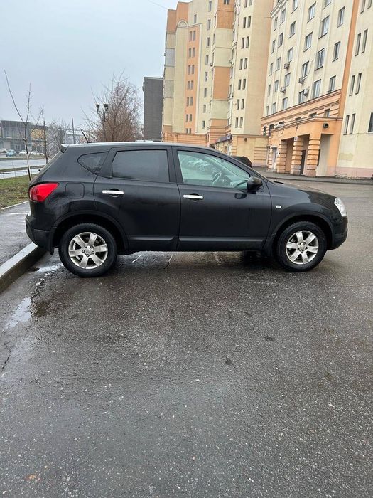 Продам Nissan Qashqai black 2008