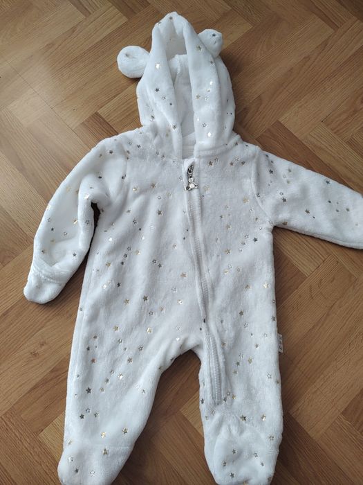 Kombinezony niemowlęce