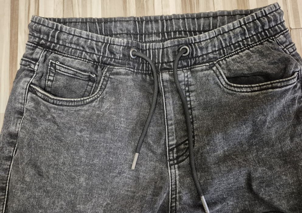 Штани джинсові 28 розмір