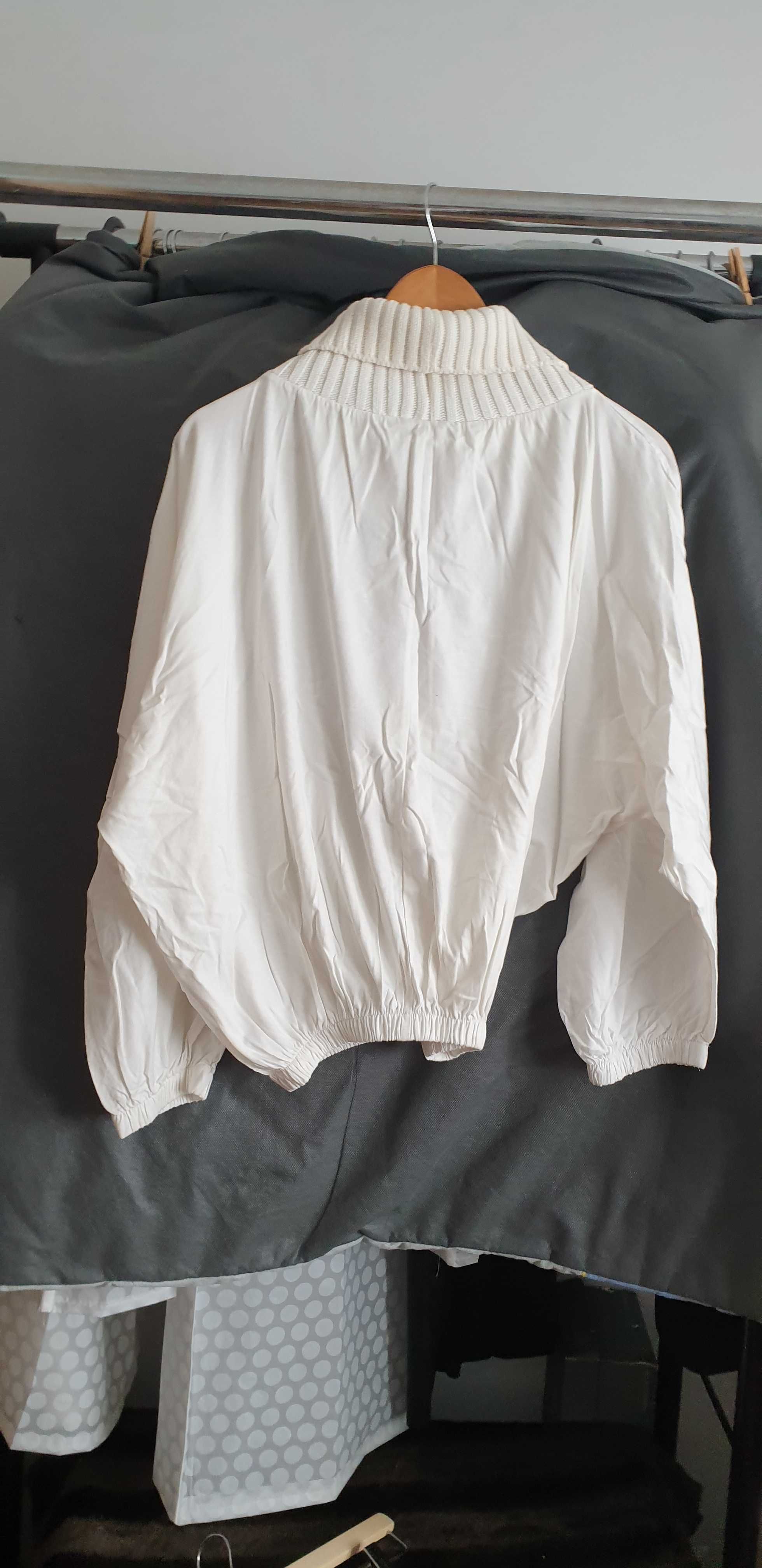 Blusa com gola da Zara