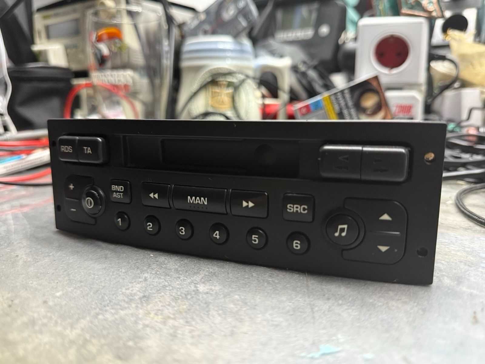 Fabryczne Radio Kasetowe Peugeot 206  307  22RC260/65S VDO