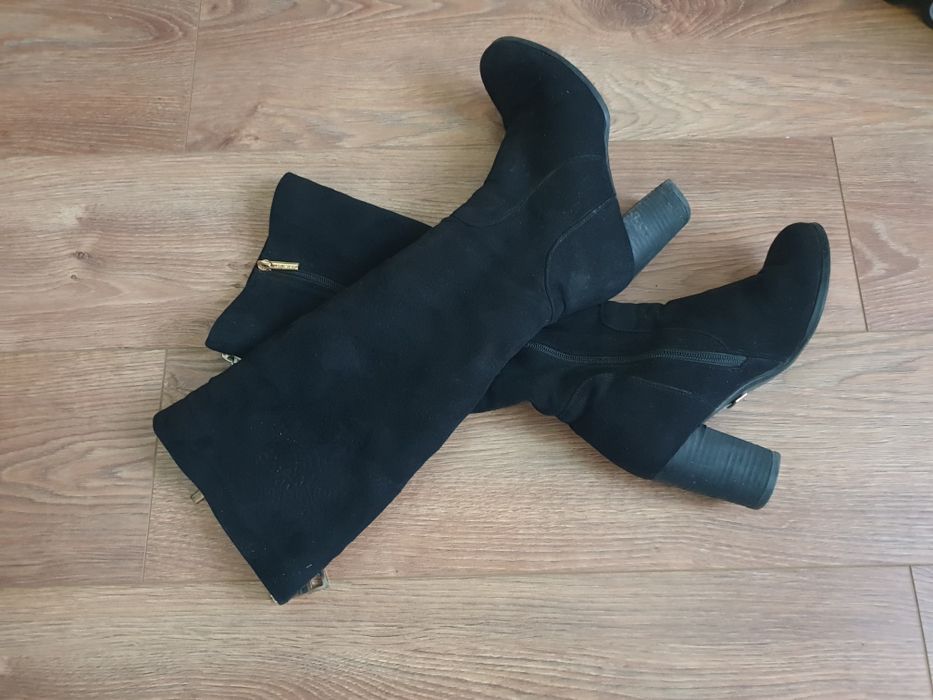Замшеві зимові сапоги