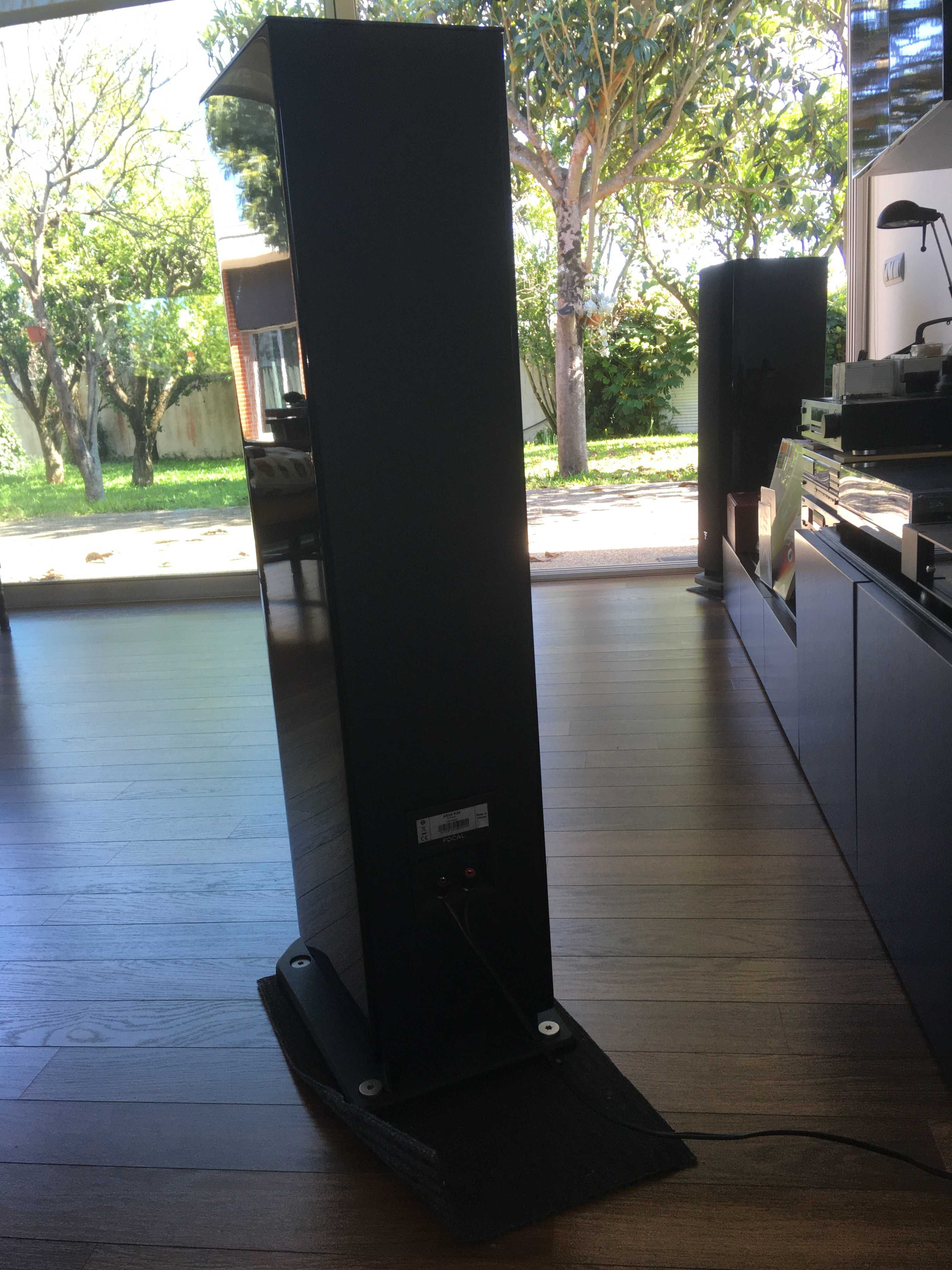 Colunas Focal Aria 926