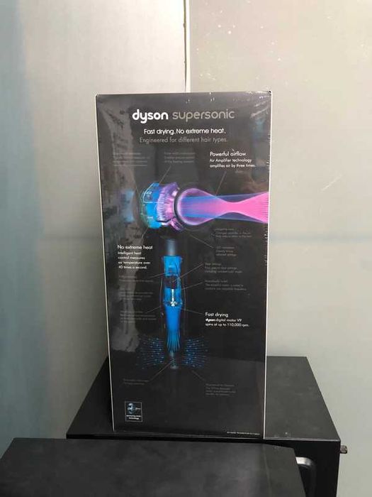 Suszarka do włosów Dyson Supersonic HD08