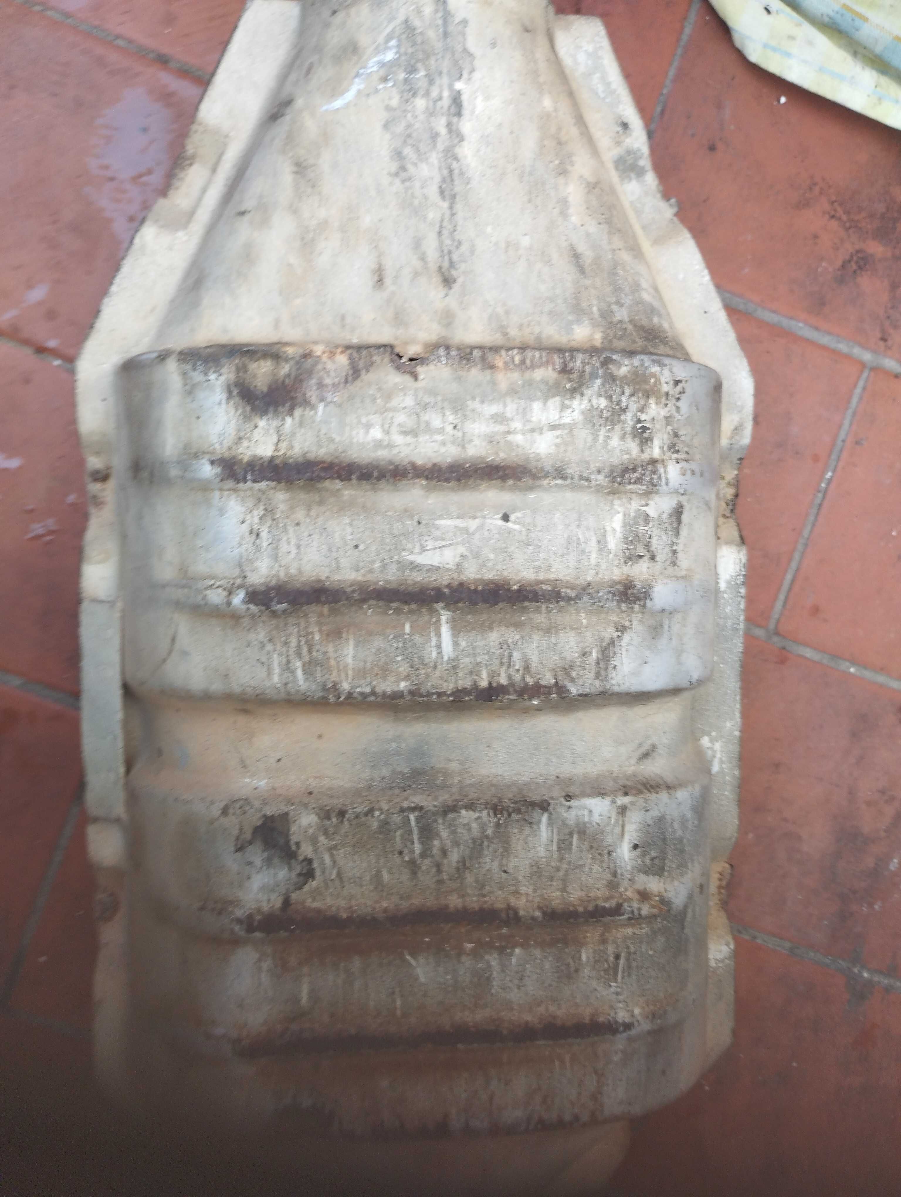 Catalisador para o Mercedes 180 a gasolina 1.8
