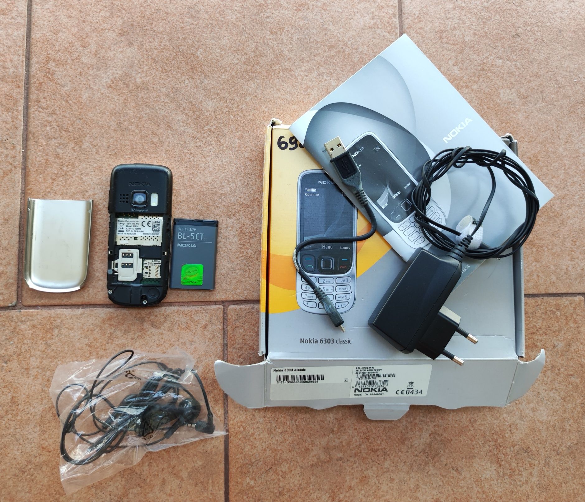 Nokia 6303clasic kompletny zestaw w pudełku polskie menu bez simlocka