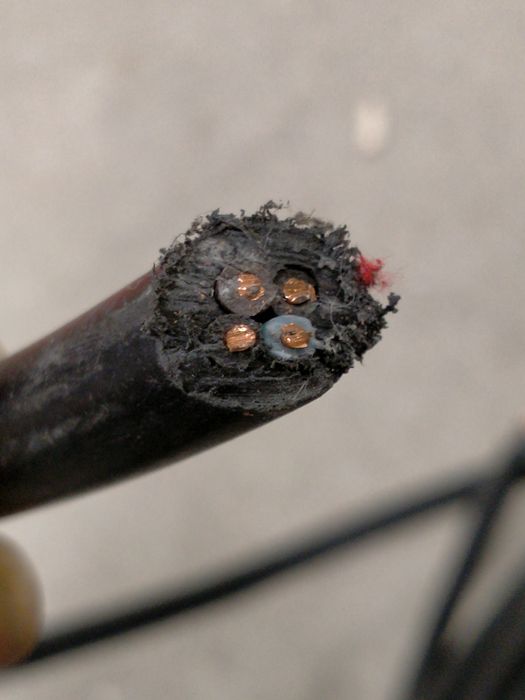 Kabel ziemny 4 x 1,5 miedziany 9m