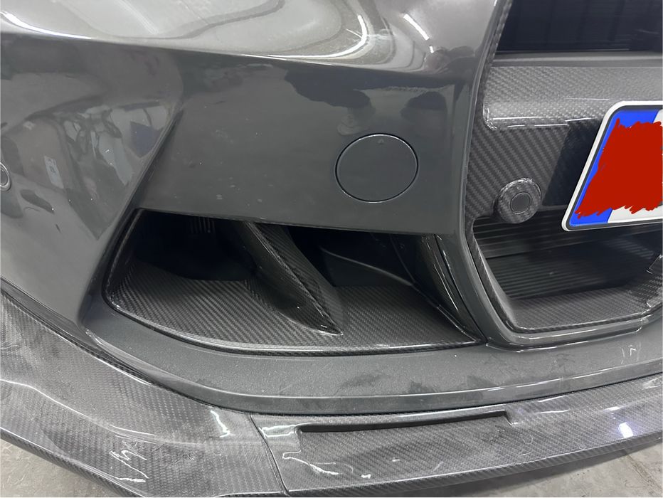 Карбонові воздуховоди вставки накладки в бампер на BMW G80 G82 M3 M4