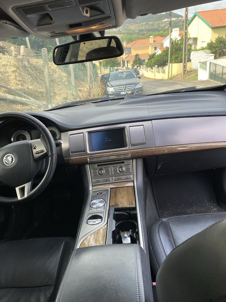 Jaguar XF 2.7D Primium luxury