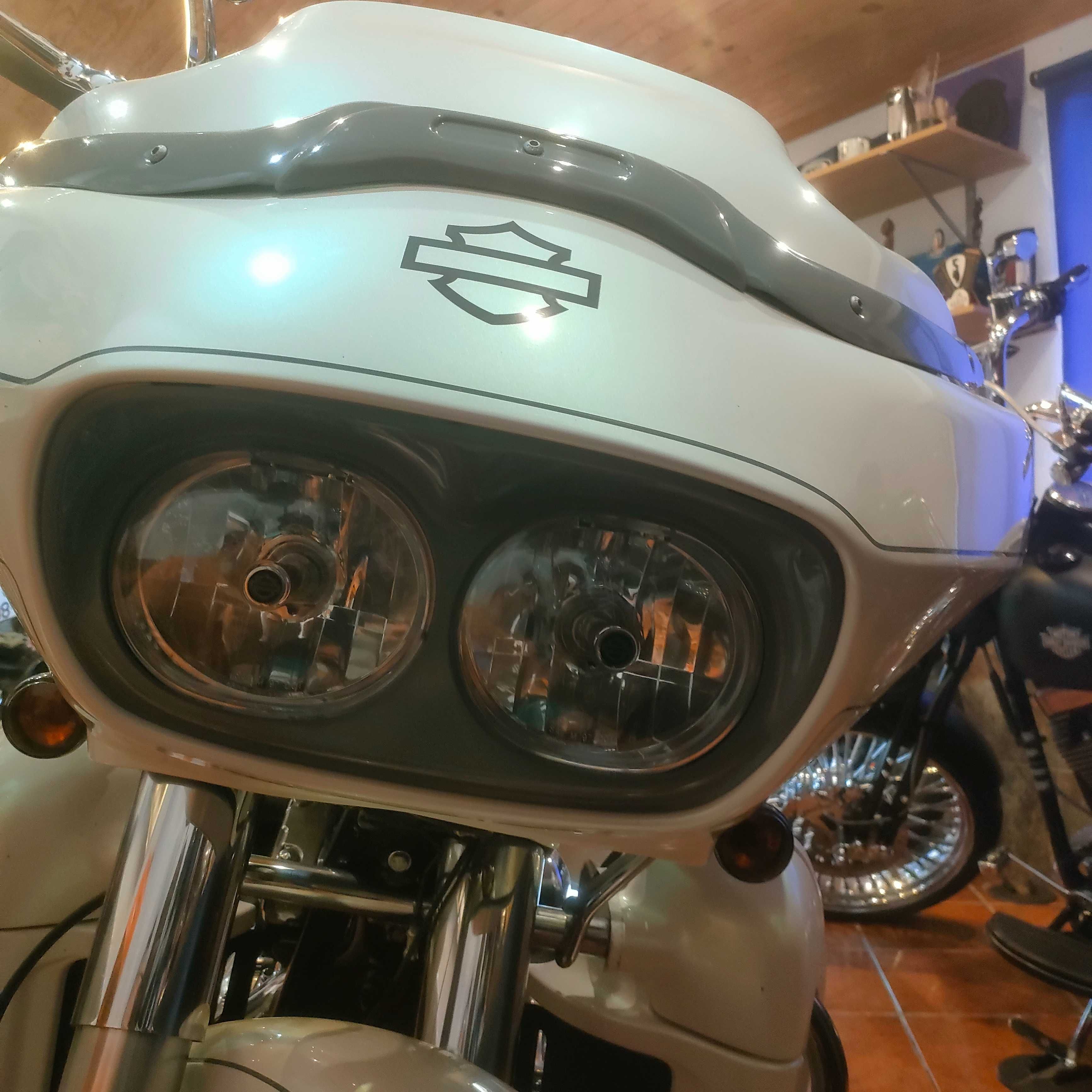 Harley Davidson ROAD GLIDE 2013 MOTOR 103