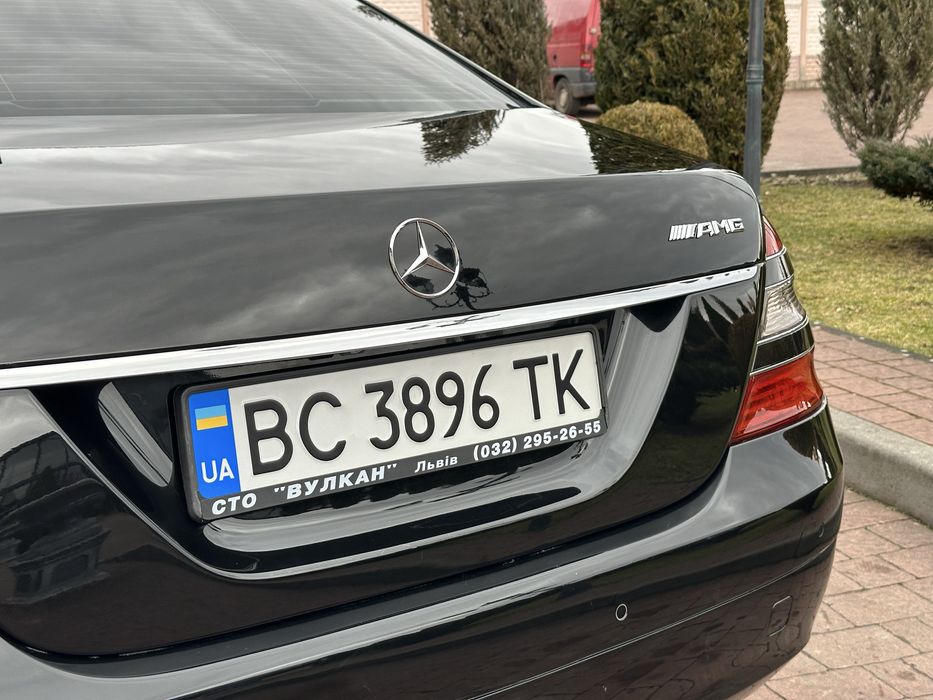 Mercedes S-class W221