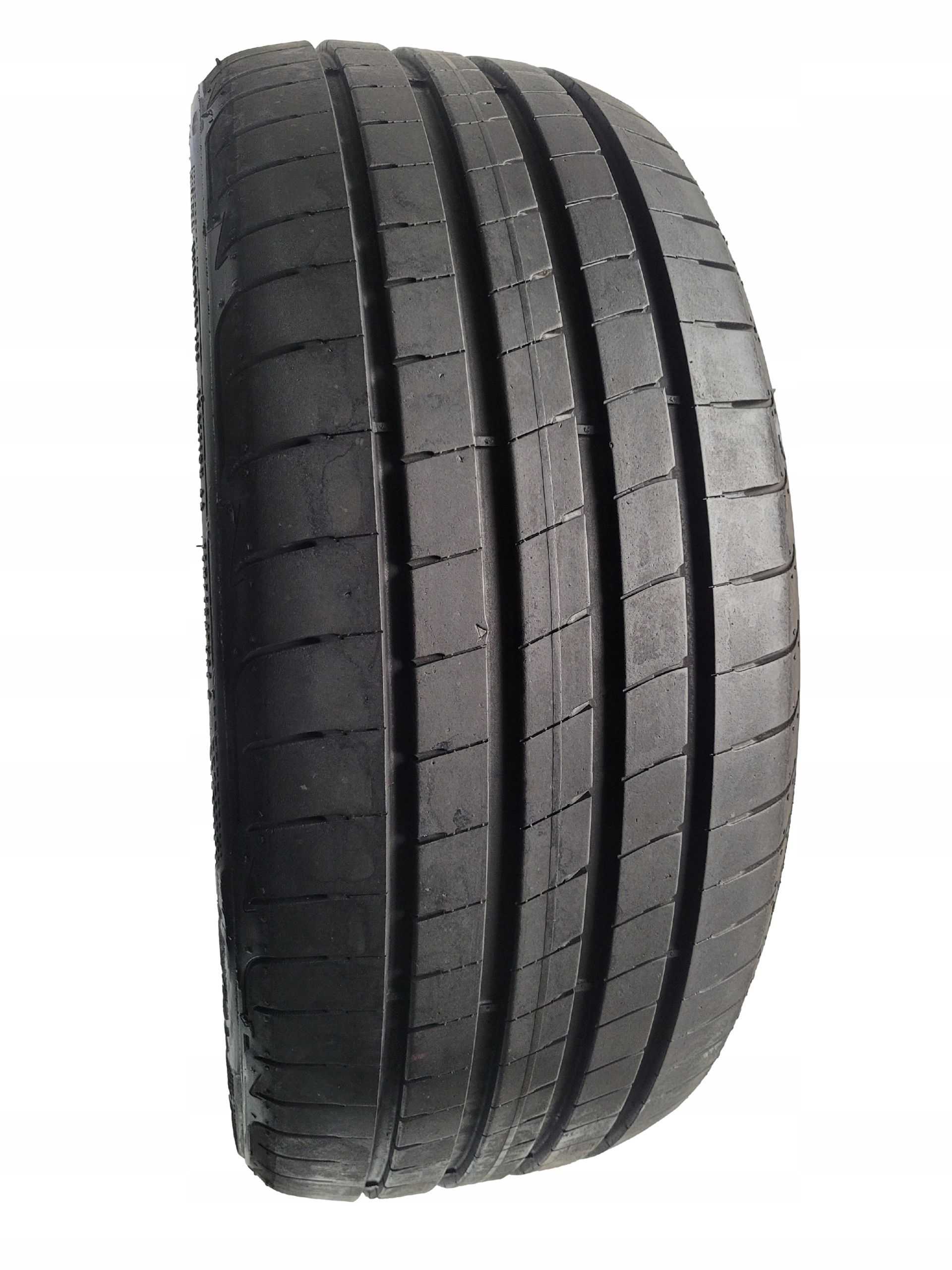 Goodyear eagle F1 supersport 225/40 R19 93Y 7.5 8mm 2022