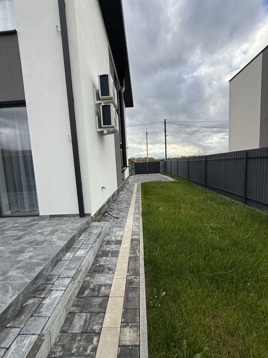 Продаж стильного котеджу з дизайнерським ремонтом 3 кімнати | Камін |