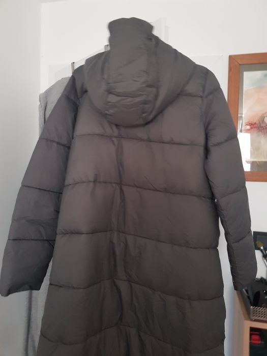 Płaszcz zimowy pikowany damski