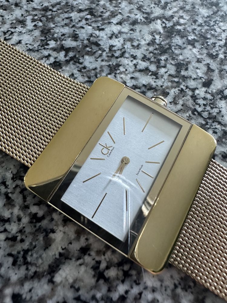 Zegarek damski Calvin Klein w kolorze złotym