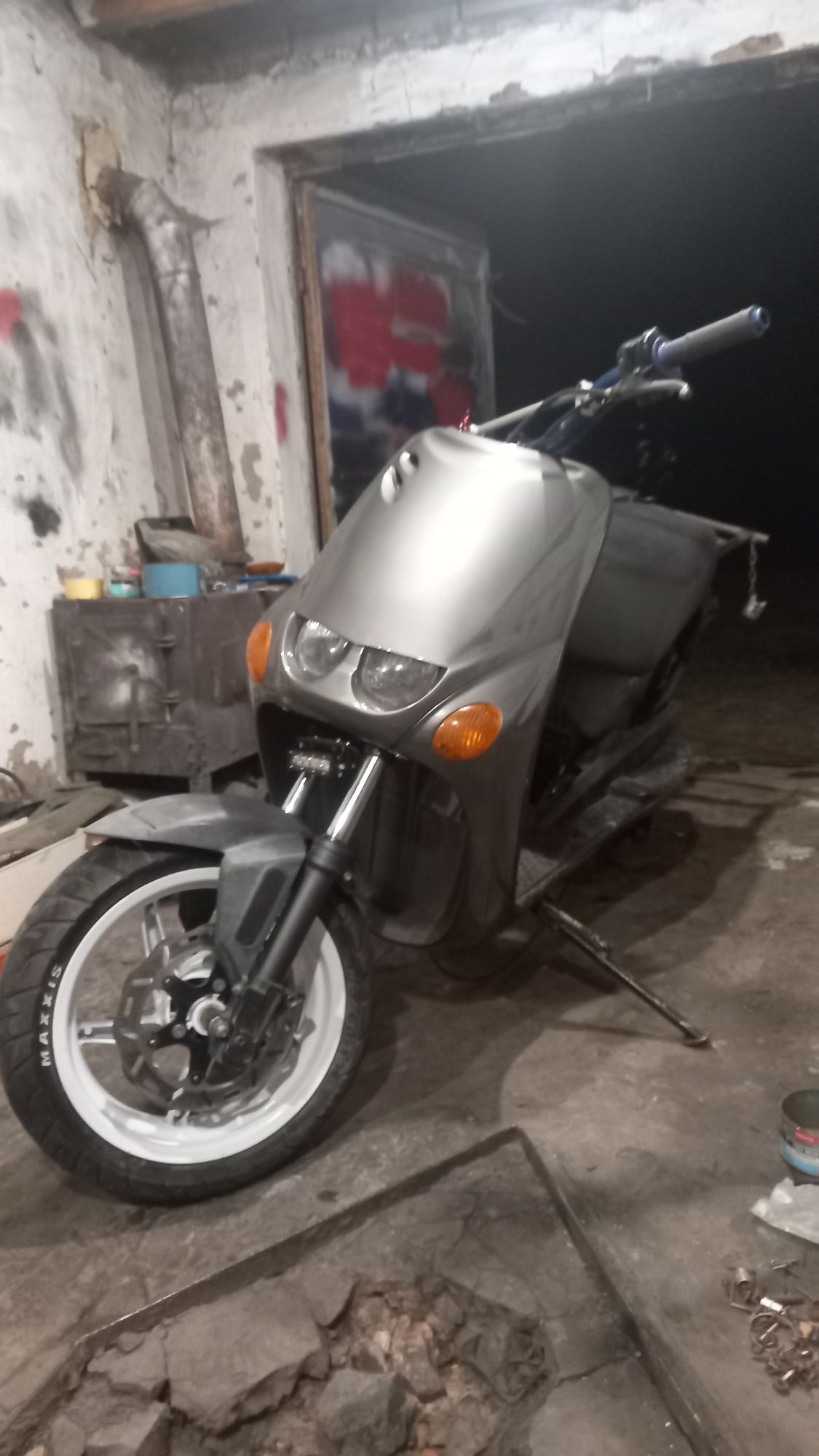 Продам скутер ямаха неос