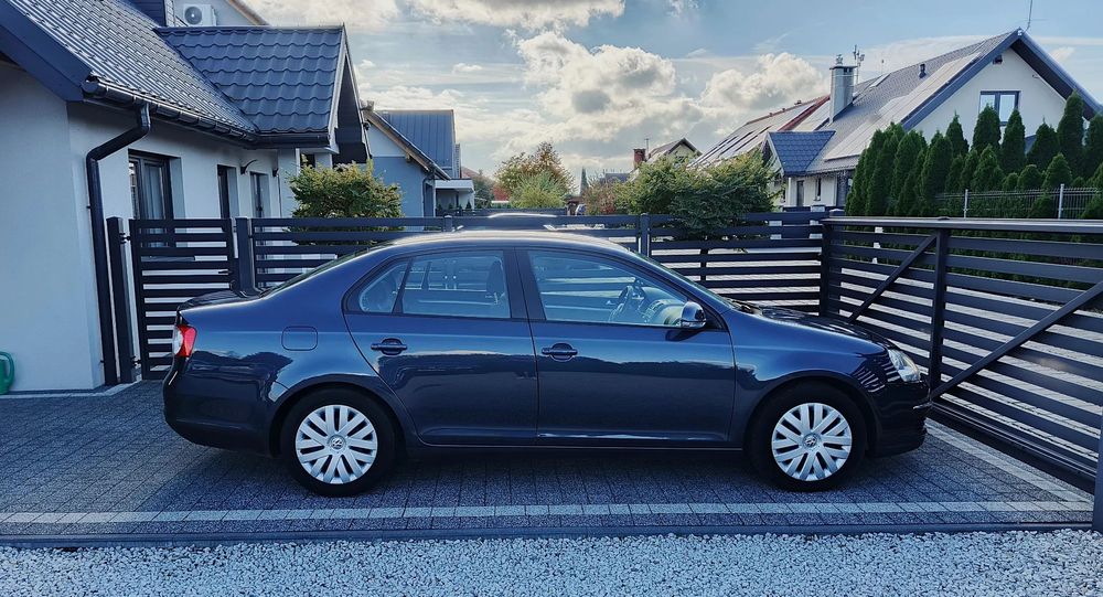 Volkswagen Jetta Xenon/2x PDC/klimatronik/Zadbany/Progi bez rdzy!!