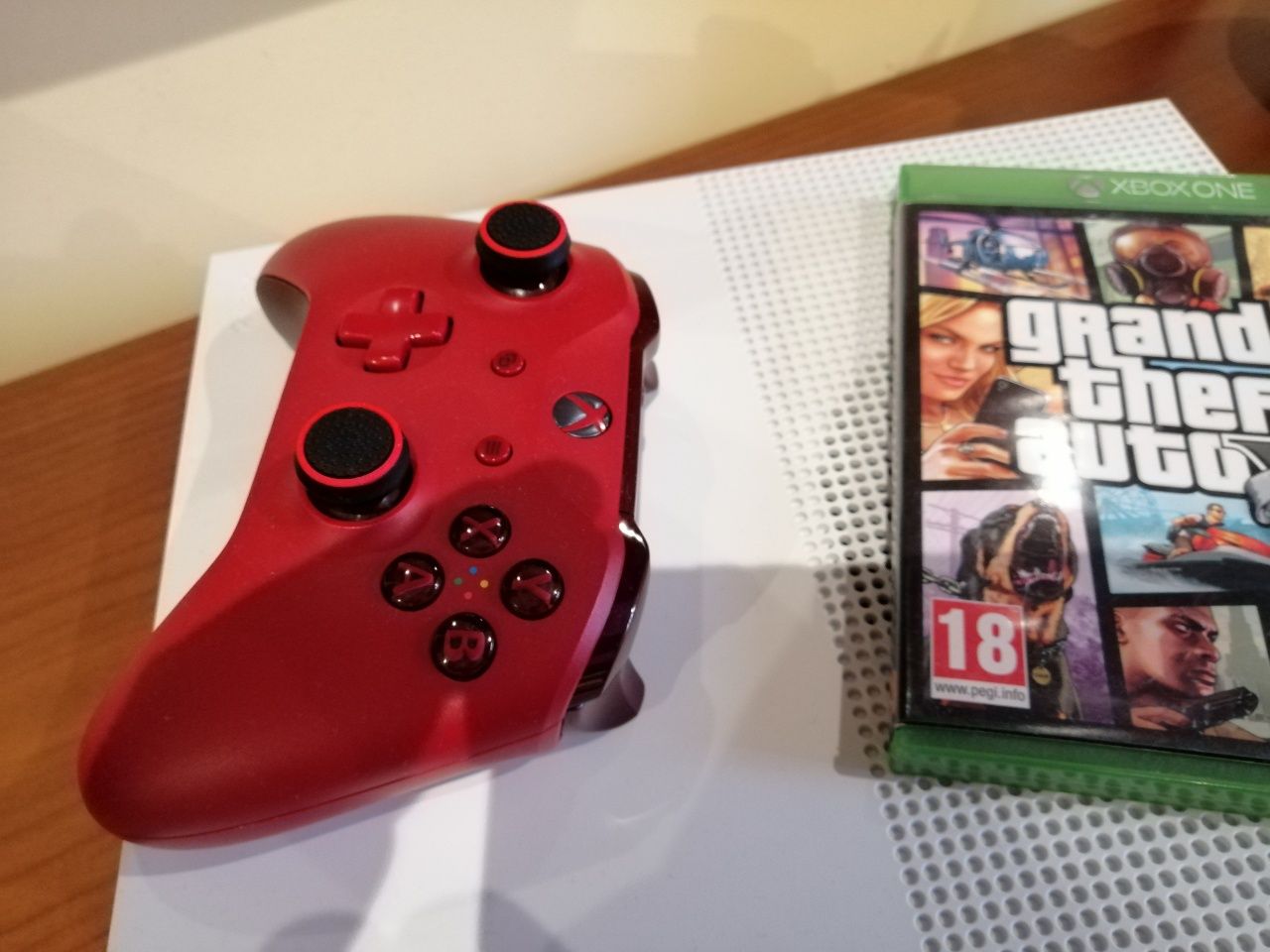 Xbox one s + Gta5