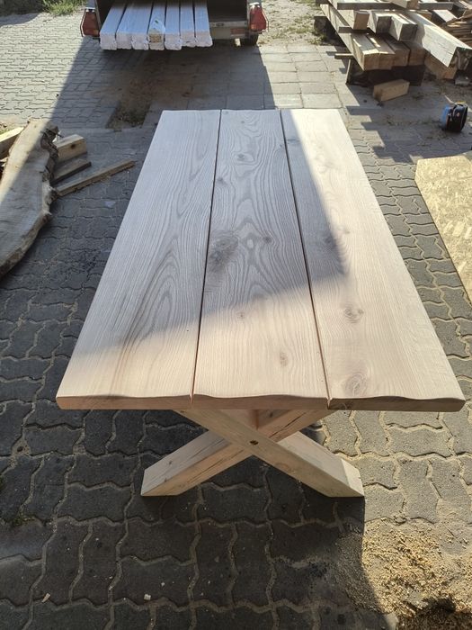 Meble ogrodowe na wymiar stóły, ławki