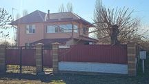 Будинок з цікавою архітектурною думкою! - є відеоогляд будинку!
