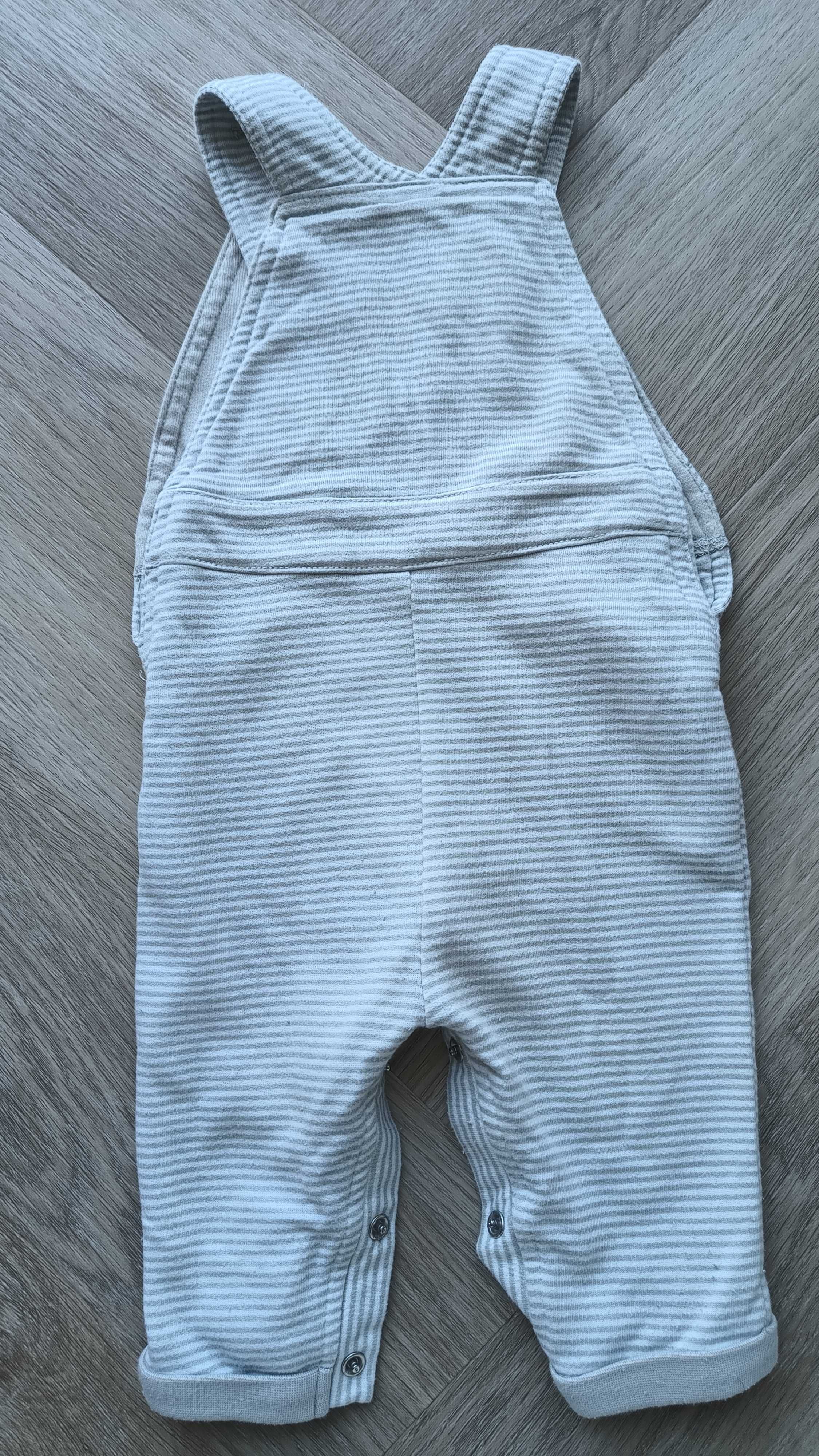 Spodenki niemowlęce ogrodniczki Rozmiar 68 cm