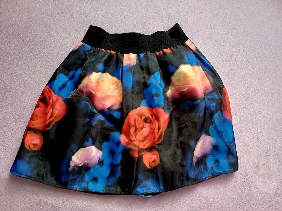 Spódniczka w róże